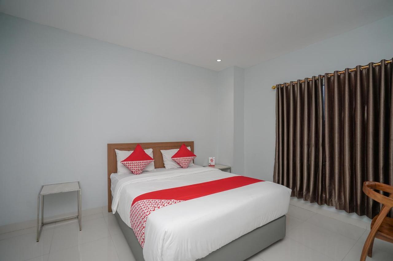 Oyo 616 Express Inn Palembang Bagian luar foto